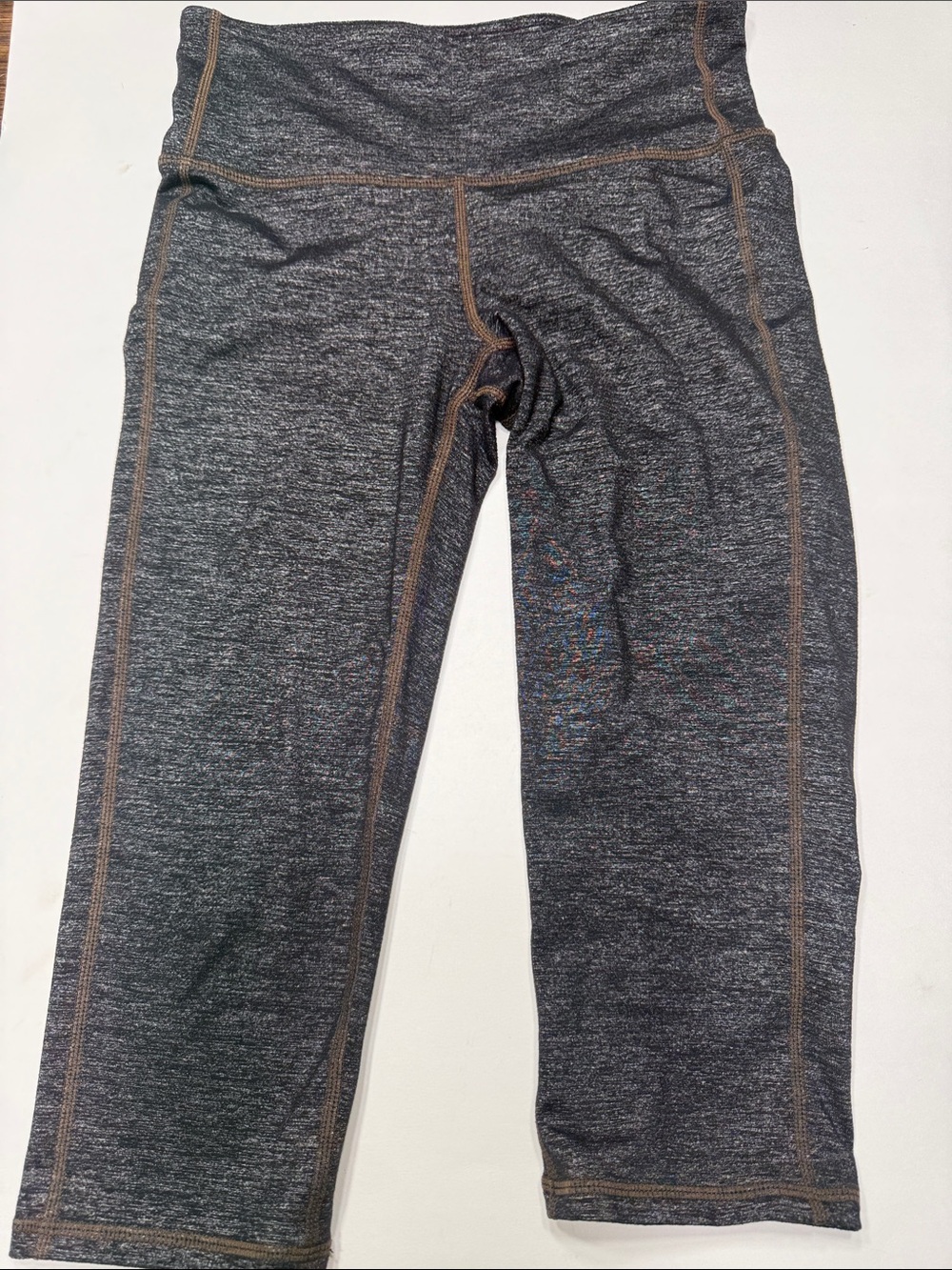 Athleta Charcoal Heather XS Performance Capri leggings size CS Women
